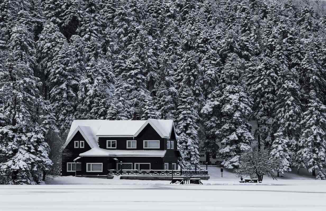 A Comprehensive Guide to Winterizing Your Home